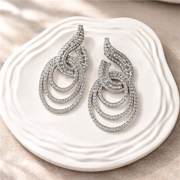 Celine Zirkon Taşlı Büyük Halka Abiye Küpe - Işıltılı Şık Kadın Küpe